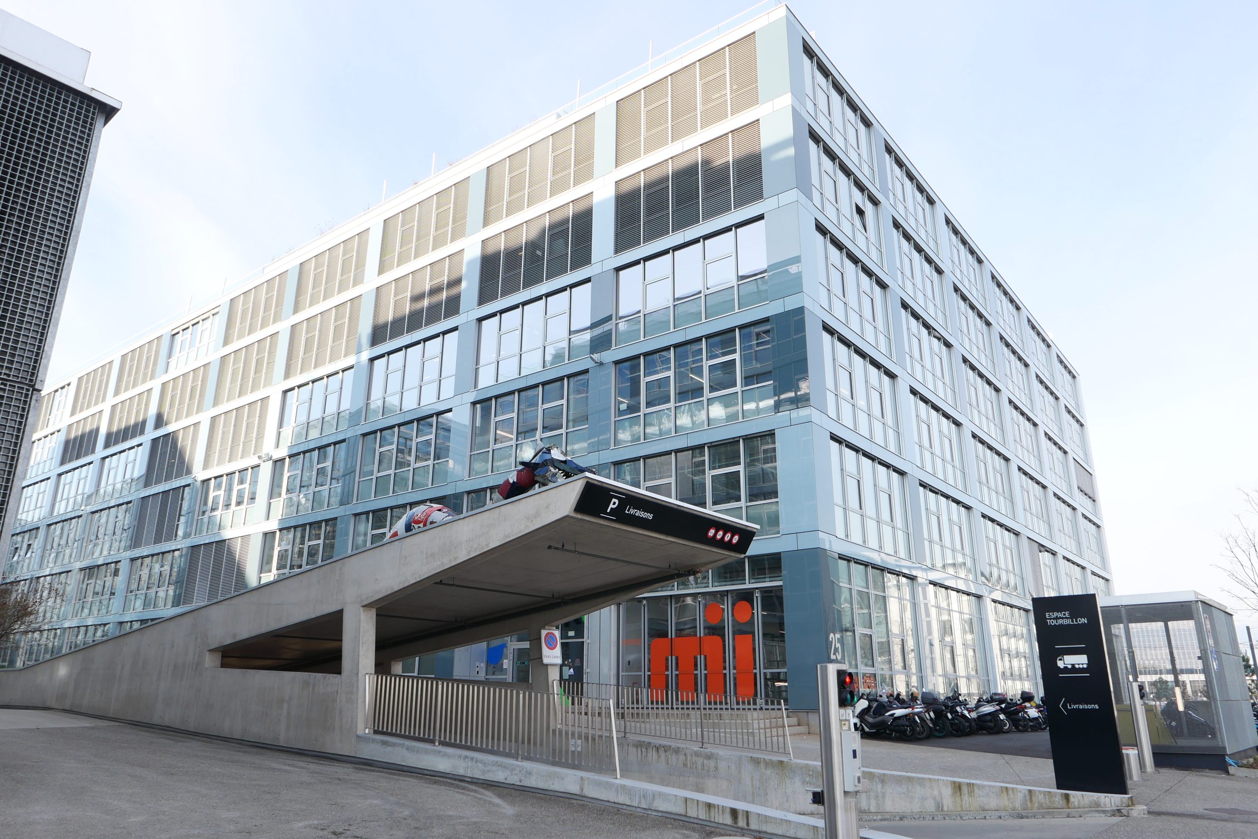 PARKING_LIVRAISON_GARE_LOGISTIQUE